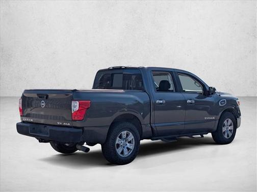2017 Nissan Titan SV