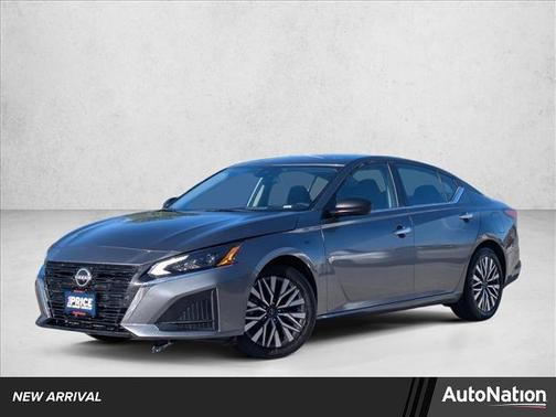 Gun Metallic 2024 Nissan Altima 2.5 SV