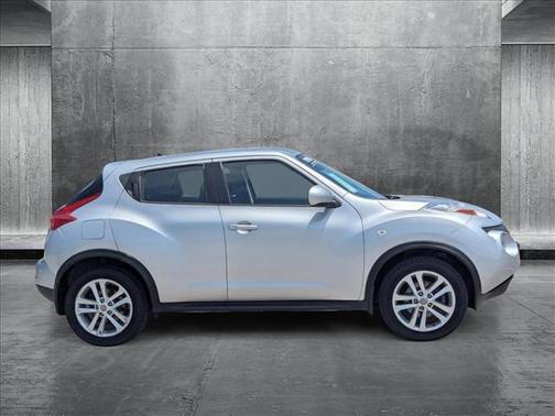 2014 Nissan Juke S