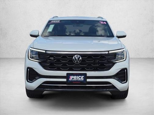 Opal White Pearl 2024 Volkswagen Atlas Cross Sport 2.0T SEL