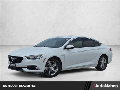 Summit White 2018 Buick Regal Sportback Preferred