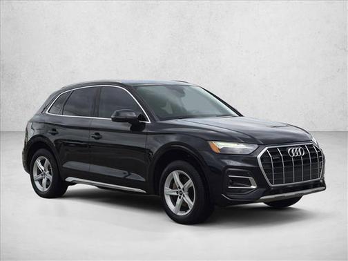 Mythos Black Metallic 2021 Audi Q5 45 Premium