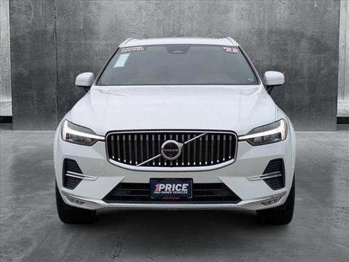 2022 Volvo XC60 B6 Inscription