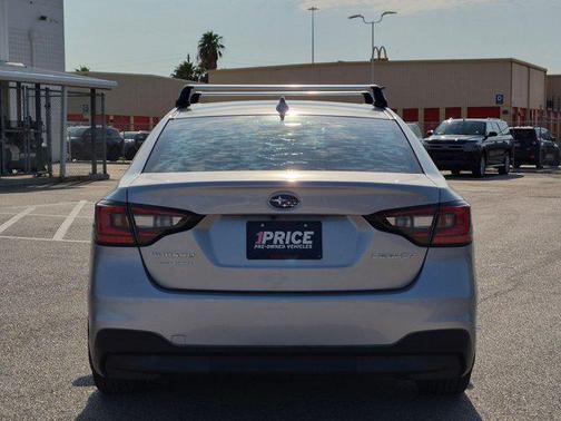 Ice Silver Metallic 2020 Subaru Legacy Premium