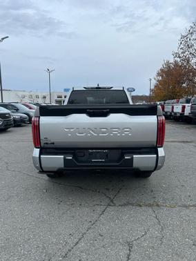 2025 Toyota Tundra Platinum