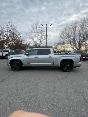 2025 Toyota Tundra Platinum