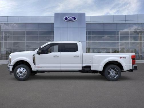 2026 Ford F-450 Lariat
