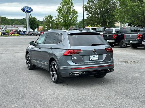 2022 Volkswagen Tiguan 2.0T SEL R-Line
