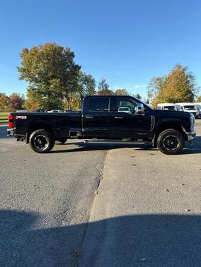 2024 Ford F-350 Lariat Super Duty