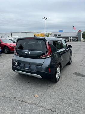2024 Kia Soul LX