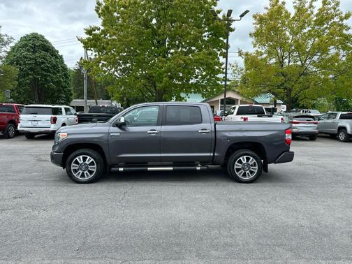 2018 Toyota Tundra Platinum