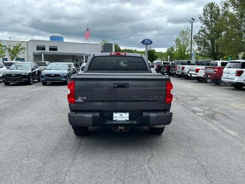 2018 Toyota Tundra Platinum