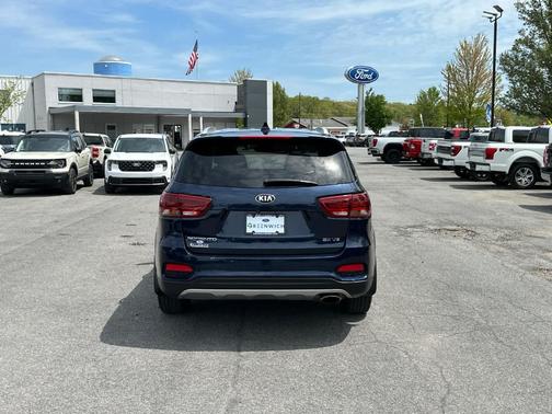 2019 Kia Sorento EX V6