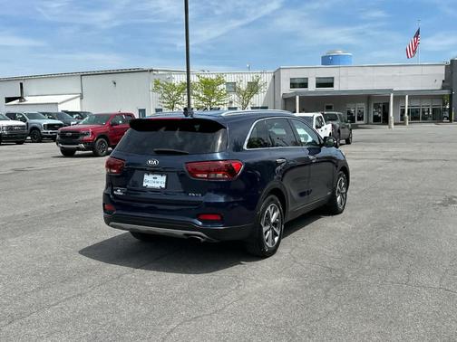 2019 Kia Sorento EX V6