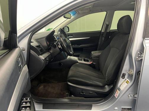 2013 Subaru Legacy Premium