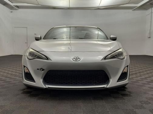 Argento 2014 Scion FR-S Monogram