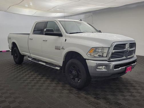 2018 RAM 2500 Big Horn Crew Cab 4x4 8' Box