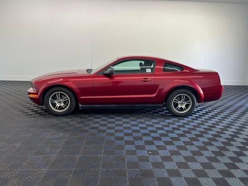 2006 Ford Mustang Base
