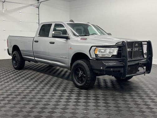 2021 RAM 3500 Tradesman Crew Cab 4x4 8' Box