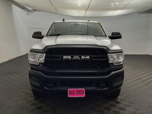2019 RAM 2500 Tradesman Crew Cab 4x4 6'4' Box