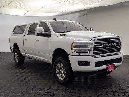 2024 RAM 2500 Laramie Crew Cab 4x4 6'4' Box