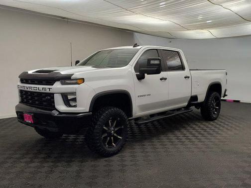 Summit White 2020 Chevrolet Silverado 2500 Custom