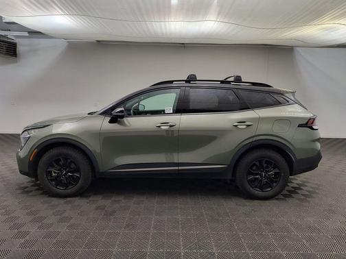 Jungle Green/Ebony Black Roof 2023 Kia Sportage S