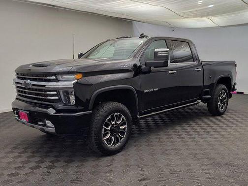 Black 2022 Chevrolet Silverado 3500 High Country