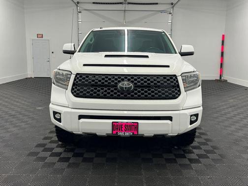 2018 Toyota Tundra SR5