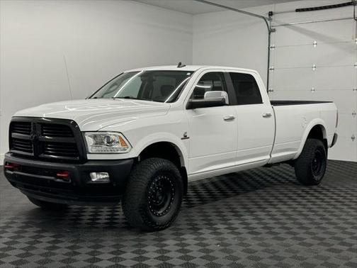 2018 RAM 2500 Laramie Crew Cab 4x4 8' Box