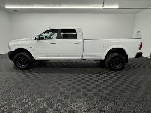2018 RAM 2500 Laramie Crew Cab 4x4 8' Box