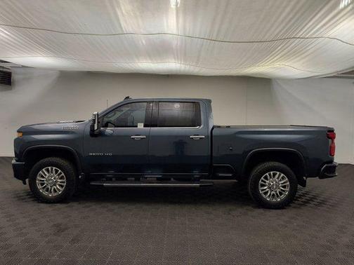 Shadow Gray Metallic 2020 Chevrolet Silverado 2500 High Country