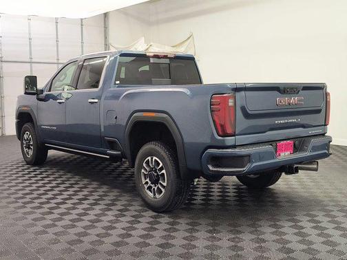 2025 GMC Sierra 3500 Denali