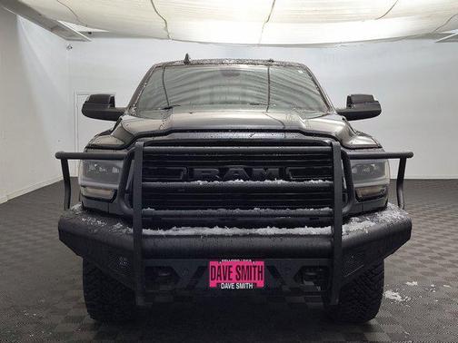 2022 RAM 2500 Laramie Crew Cab 4x4 6'4' Box