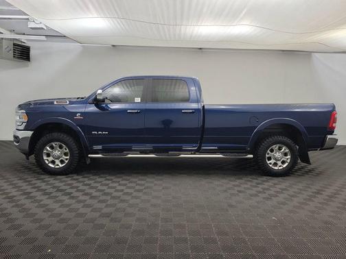 2022 RAM 3500 Laramie Crew Cab 4x4 8' Box