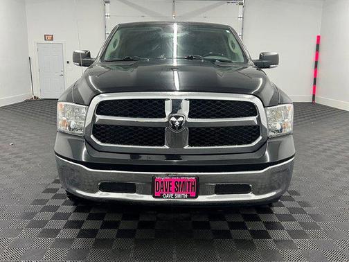2019 RAM 1500 SLT