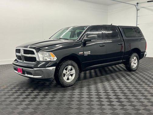 2019 RAM 1500 SLT