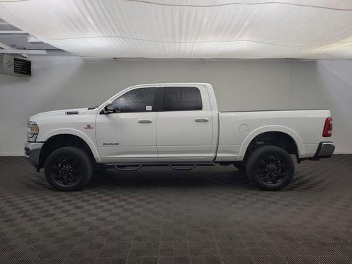 2020 RAM 2500 Laramie Crew Cab 4X4 6'4' Box