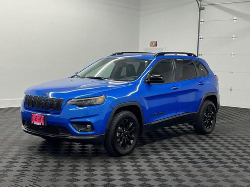 2023 Jeep Cherokee Altitude