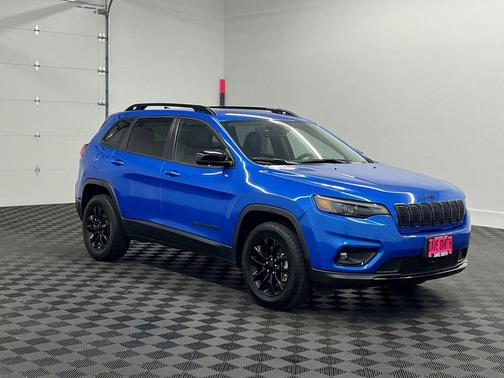 2023 Jeep Cherokee Altitude