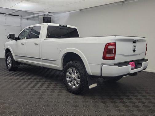2019 RAM 3500 Limited Crew Cab 4x4 8' Box