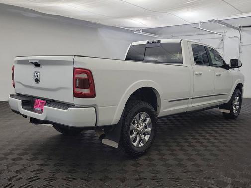 2019 RAM 3500 Limited Crew Cab 4x4 8' Box