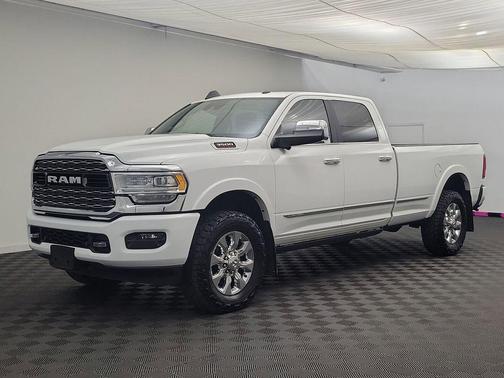 2019 RAM 3500 Limited Crew Cab 4x4 8' Box