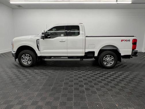 2023 Ford F-350 Lariat