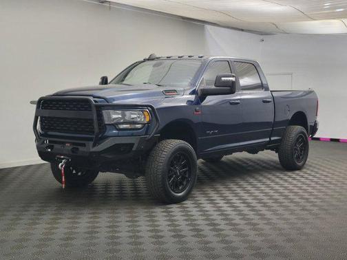 2023 RAM 2500 Big Horn Crew Cab 4x4 6'4' Box