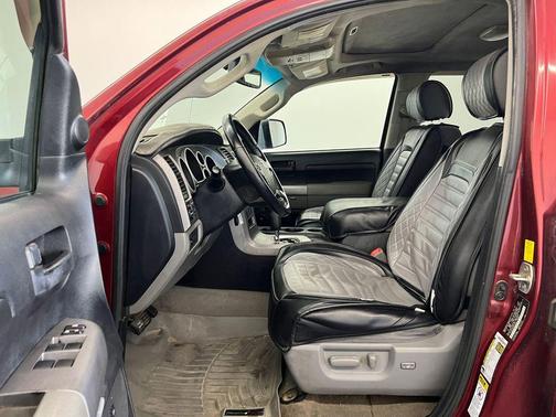 2010 Toyota Tundra Grade