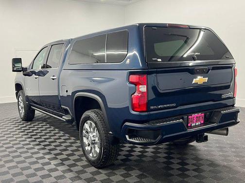 Northsky Blue Metallic 2022 Chevrolet Silverado 2500 High Country