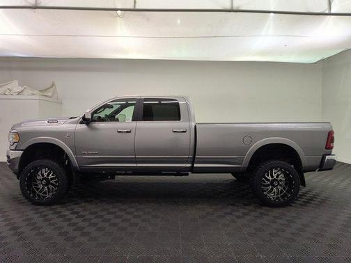 2022 RAM 3500 Limited Crew Cab 4x4 8' Box