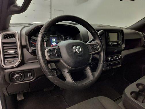 Bright White Clearcoat 2024 RAM 3500 Tradesman Crew Cab 4x4 6'4' Box