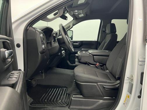 2024 GMC Sierra 2500 Pro